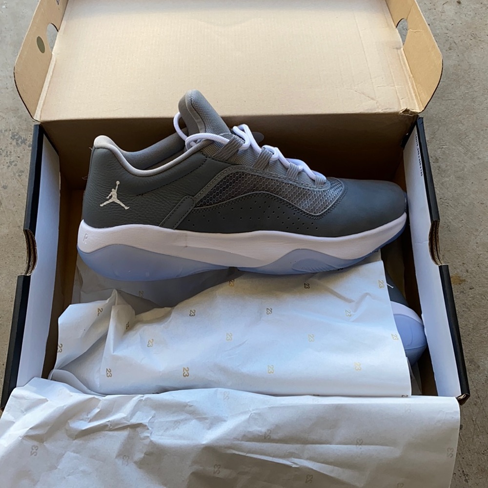 Air Jordan 11 CMFT Low